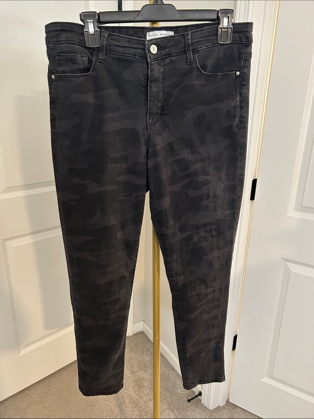 Women’s Black Camo Skinny Jeans